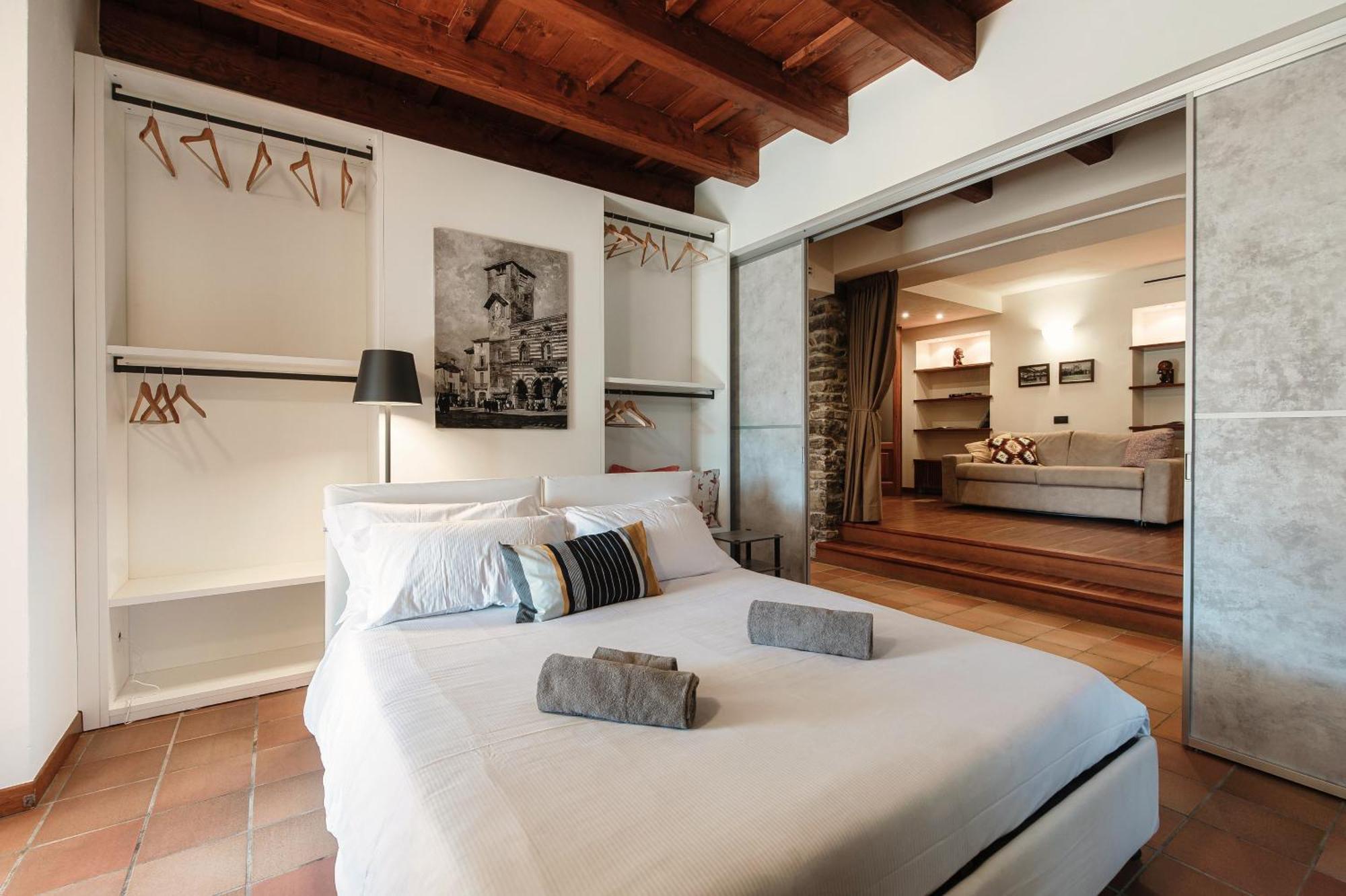Ferienwohnung Crotto Polirolo - The House Of Travelers Cernobbio Exterior foto